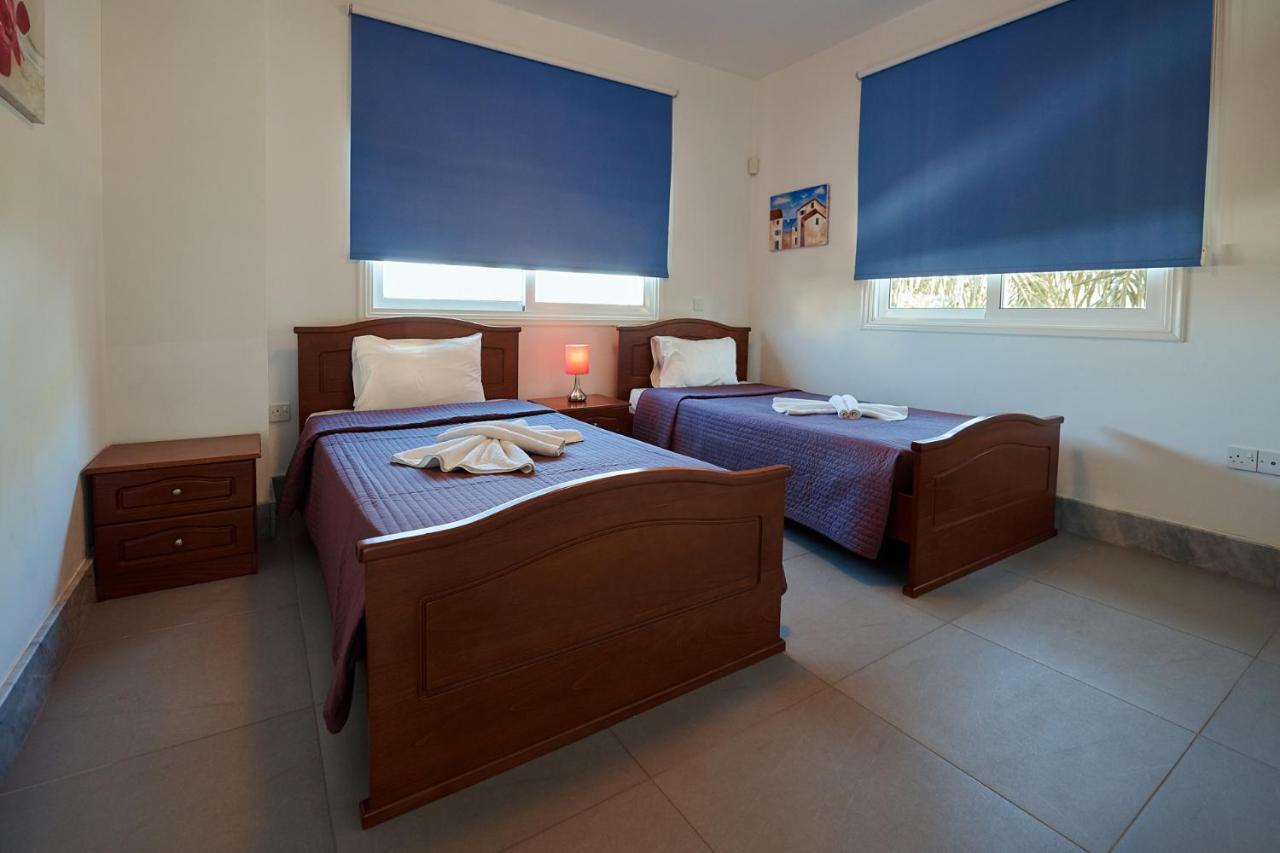 Beach Front Bella Vista By Ezoria Villas Протарас Екстериор снимка